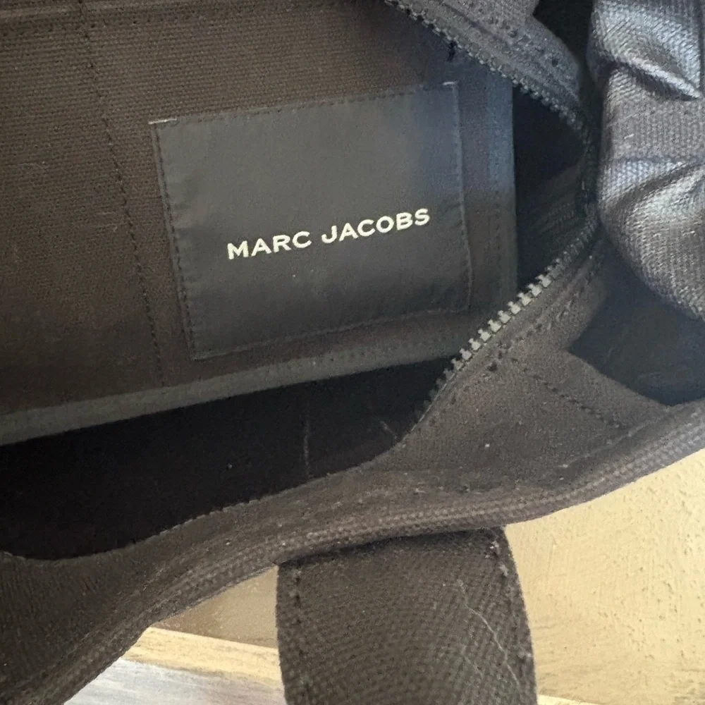 Marc Jacobs Black Crossbody Tote Bag - Picture 2 of 7
